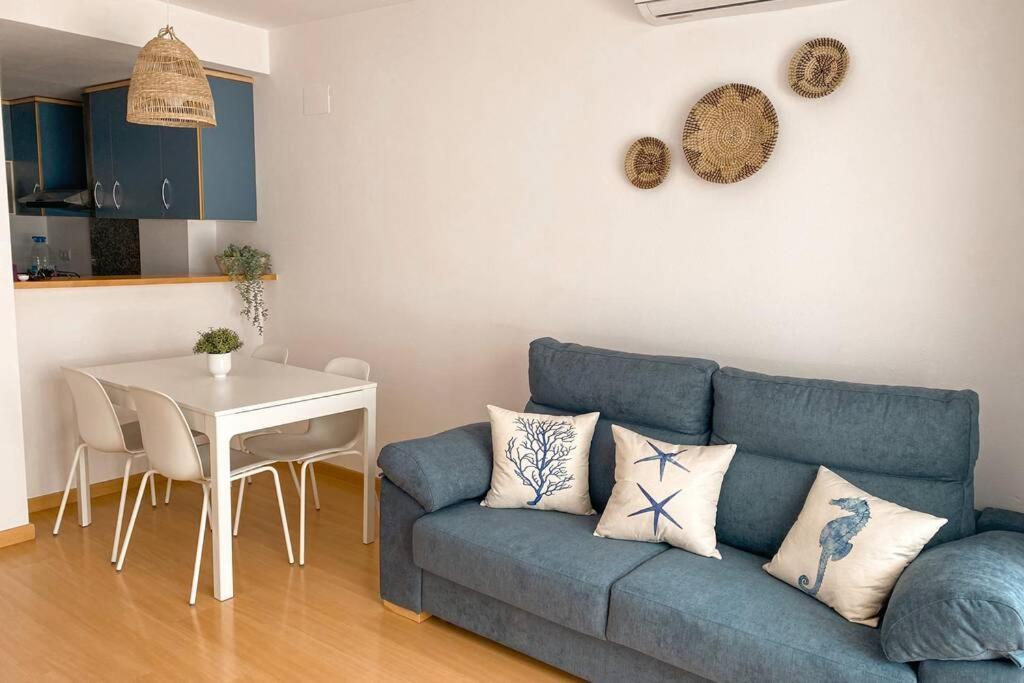 Blue Marina - Terraza, Piscina Y Wifi Gratis Apartment Roses Luaran gambar